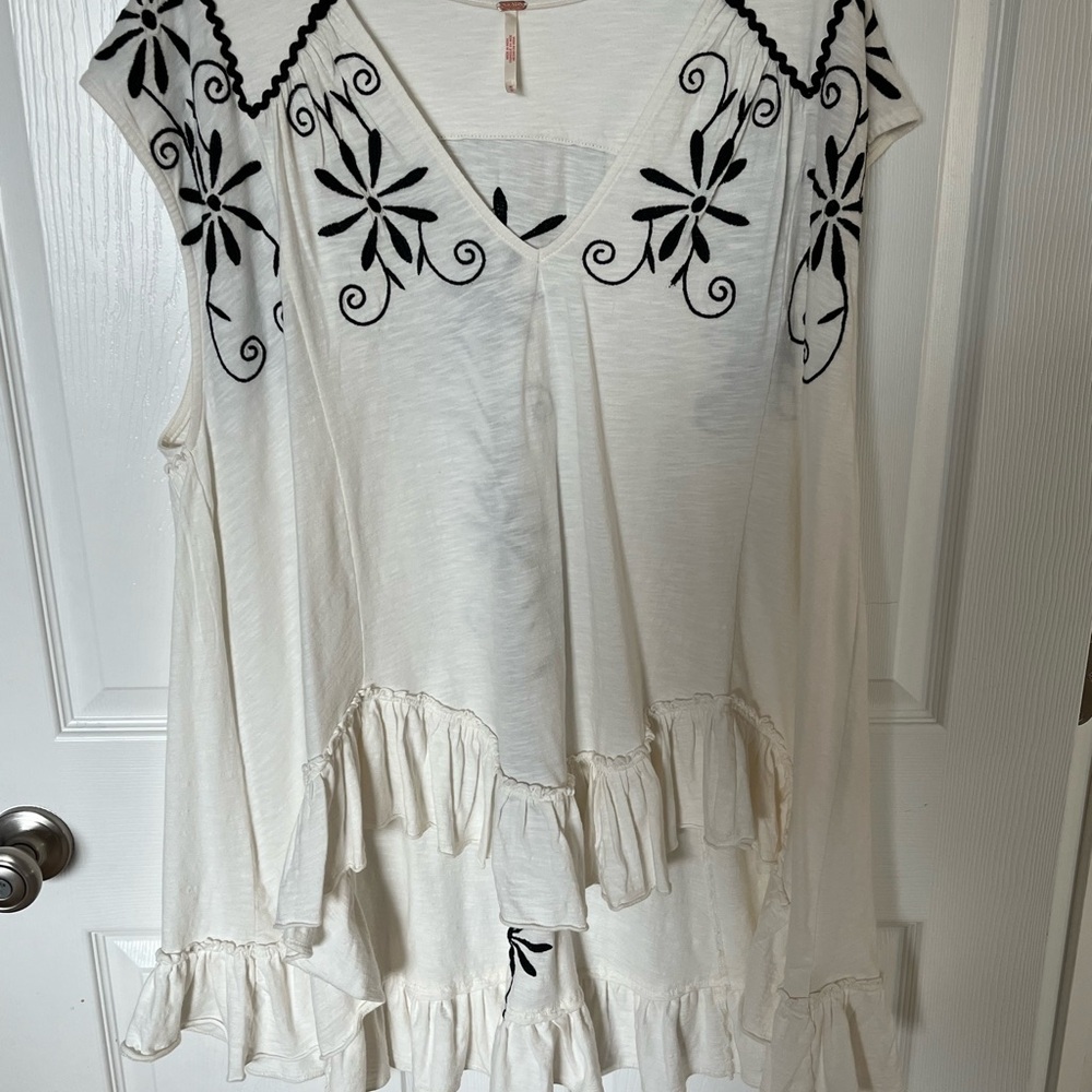 Free People Oaxaca tee